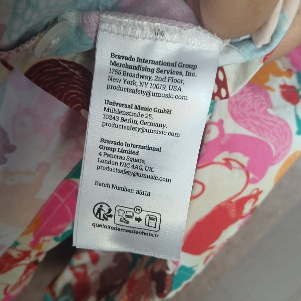 💎 Taylor Swift Women's We Are Never Ever Ever Getting Back Together PJ Top - Picture 6 of 12